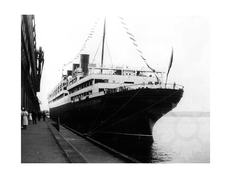 Black and white photo of the ship Aquitania (RMS)