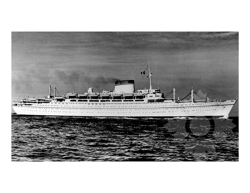 Black and white photo of the ship Augustus (MS)