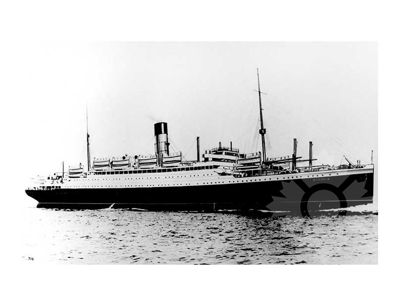 Black and white photo of the ship Aurania (RMS)