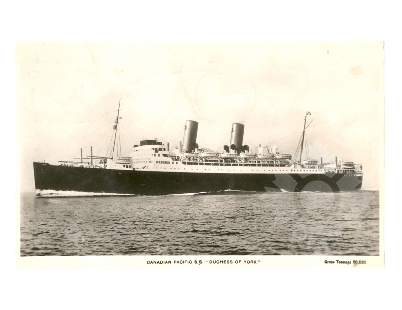 Black and White photo of ship Duchess of York (SS) (1928-1943)