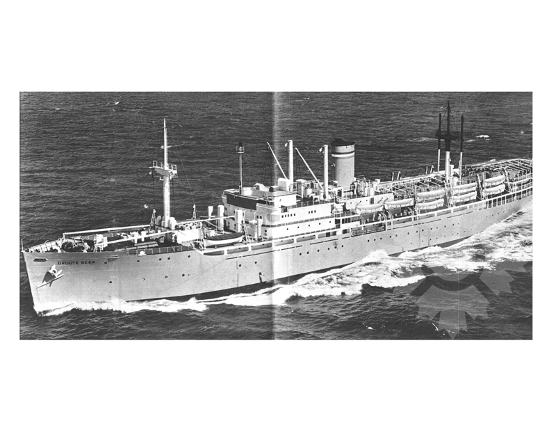 Black and white photo of the ship Groote Beer (SS) (1947-1963)