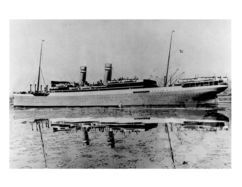 Black and white photo of the ship Jerusalem (MS) (1953-1957)