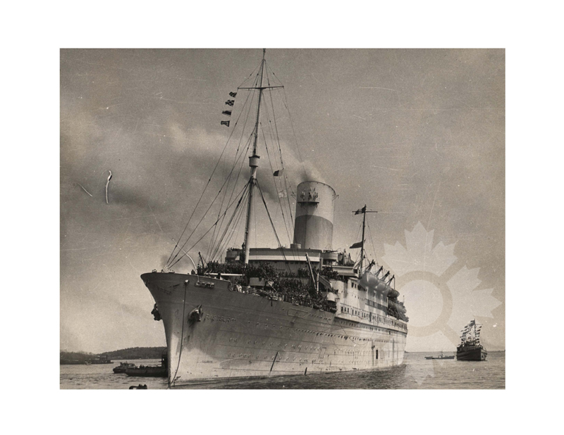 Black and White photo of ship Pasteur (SS) (1938-1957) WWII