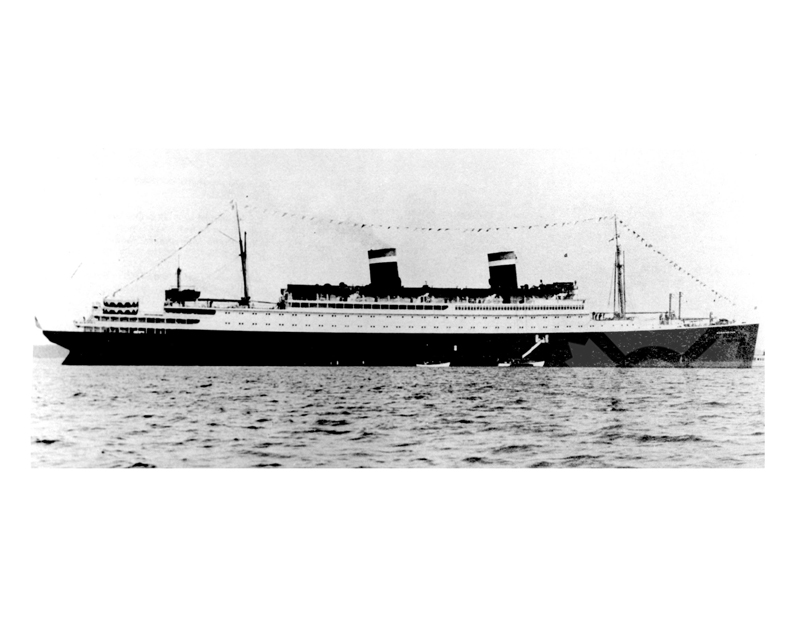Black and white photo of the ship Washington (SS) (1933-1965)