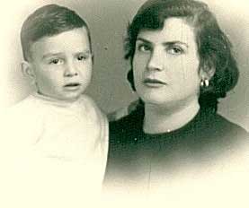 Detailed photo of passport issued Mrs. Frasca and son, 1965. Canadian Museum of Immigration at Pier 21 (DI2013.1796.24).