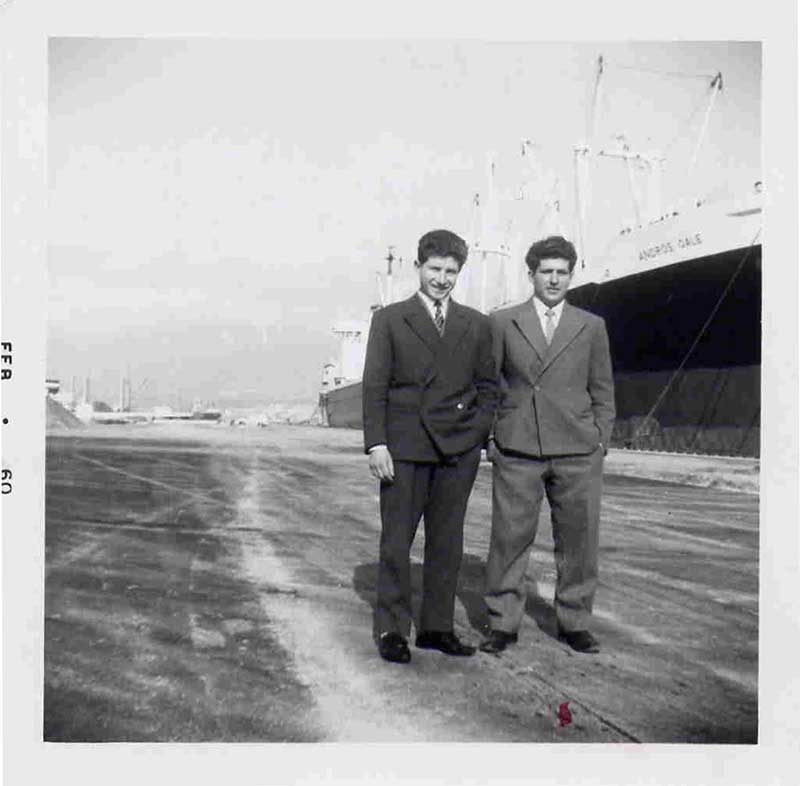 Snapshot of Franco Salvatore and Nicodemo, 1960. Canadian Museum of Immigration at Pier 21 (DI2013.1898.1).