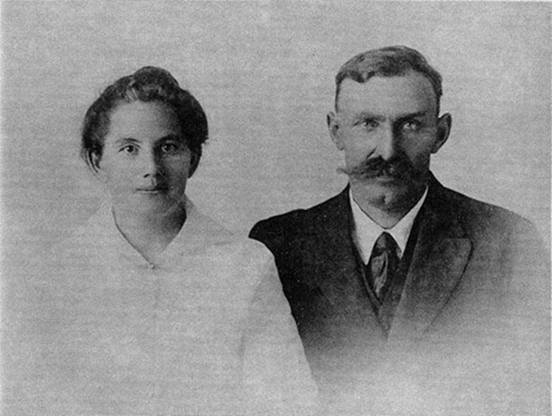 Old black and white portrait of man and woman